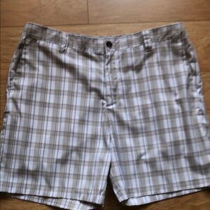 Men's Plaid Golf Shorts - Beige and White